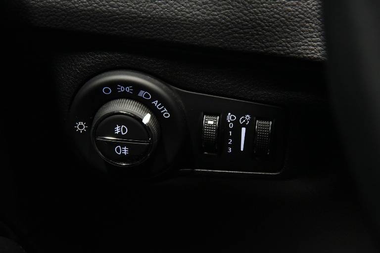 JEEP Compass 25