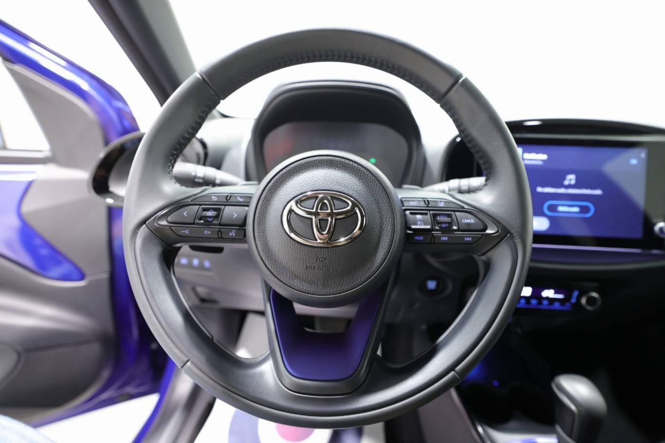 TOYOTA Aygo X 6