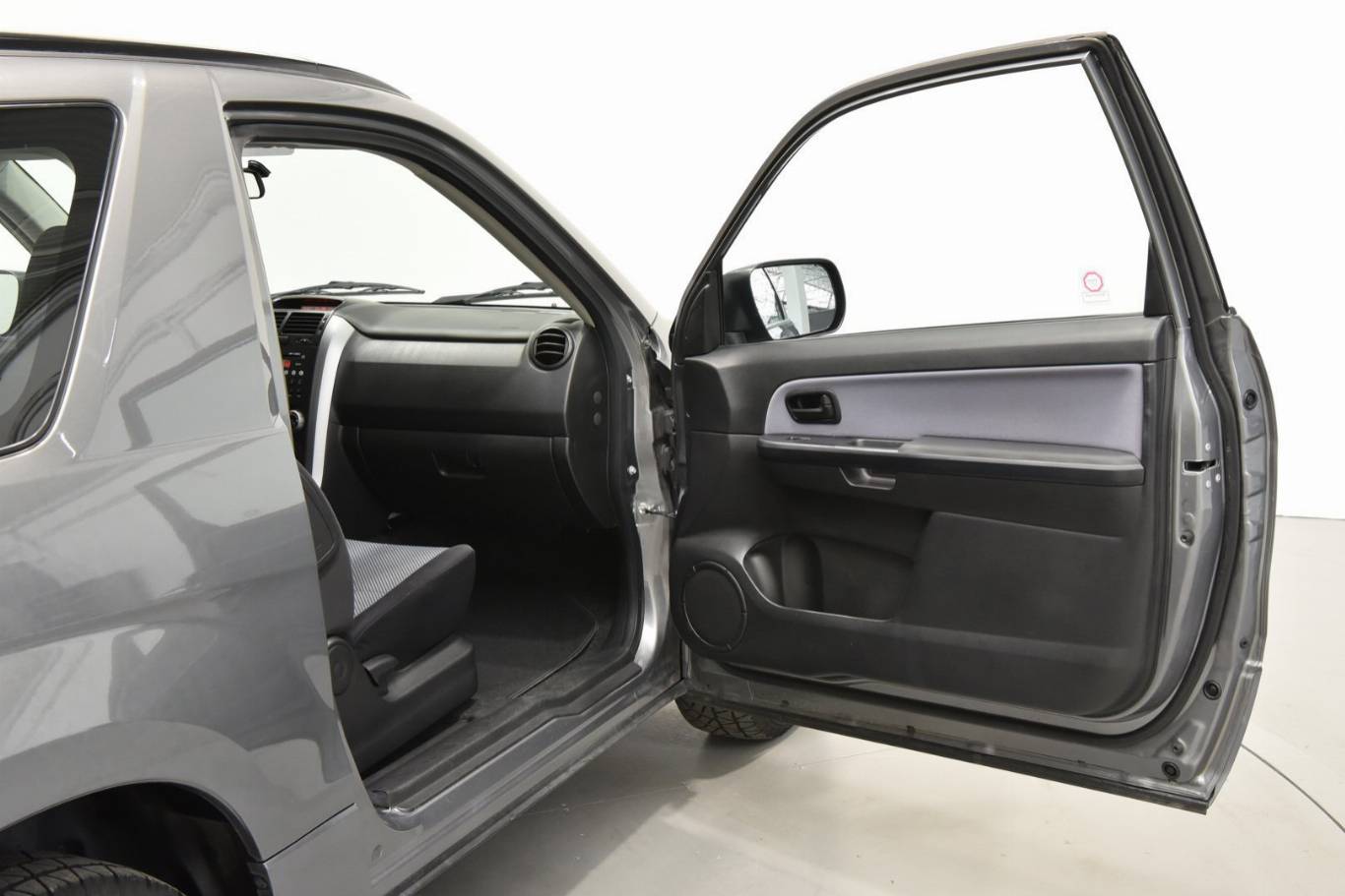 SUZUKI Grand Vitara 51