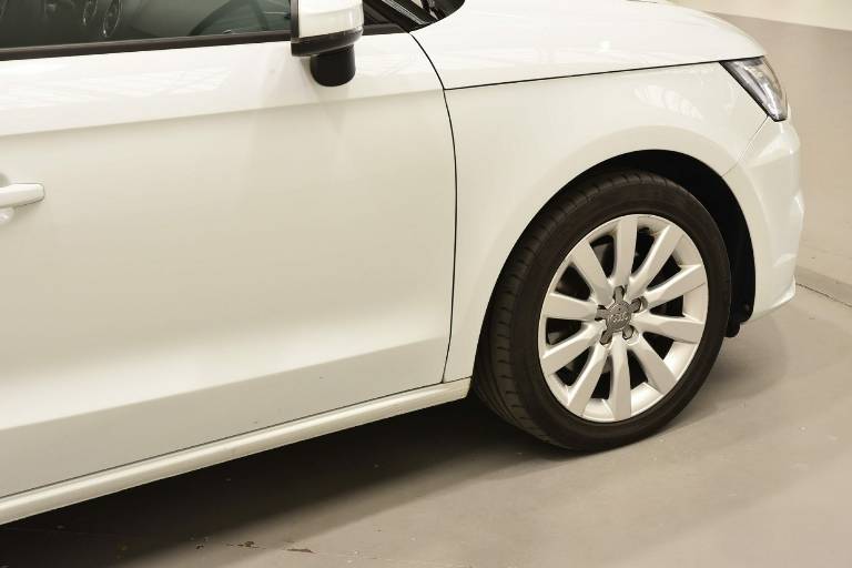 AUDI A1 52