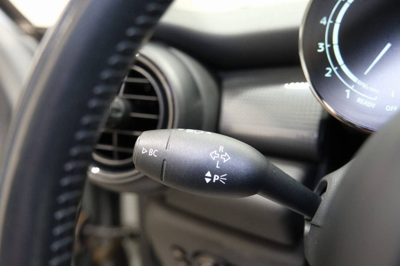 MINI Cooper 24