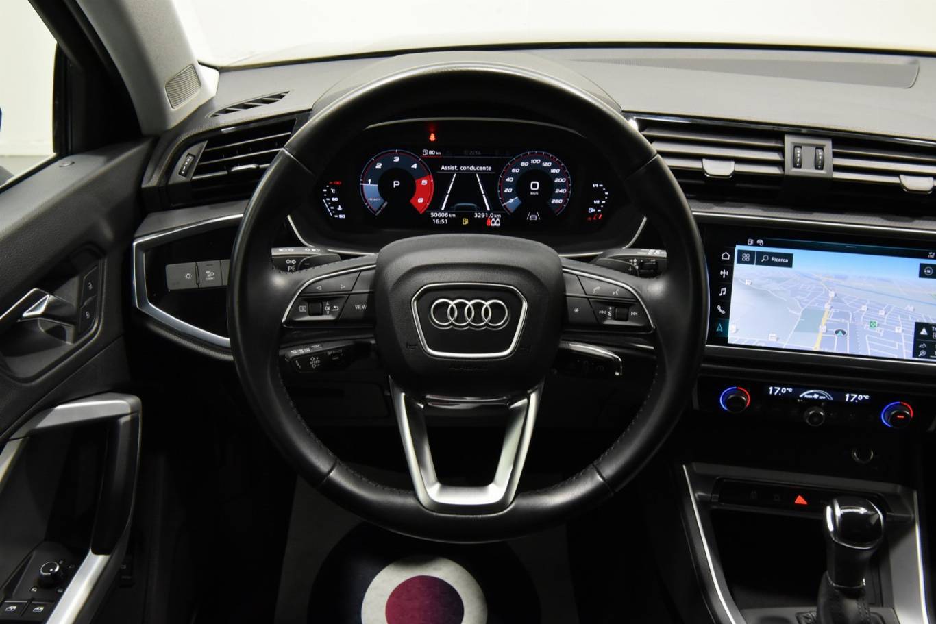 AUDI Q3 23
