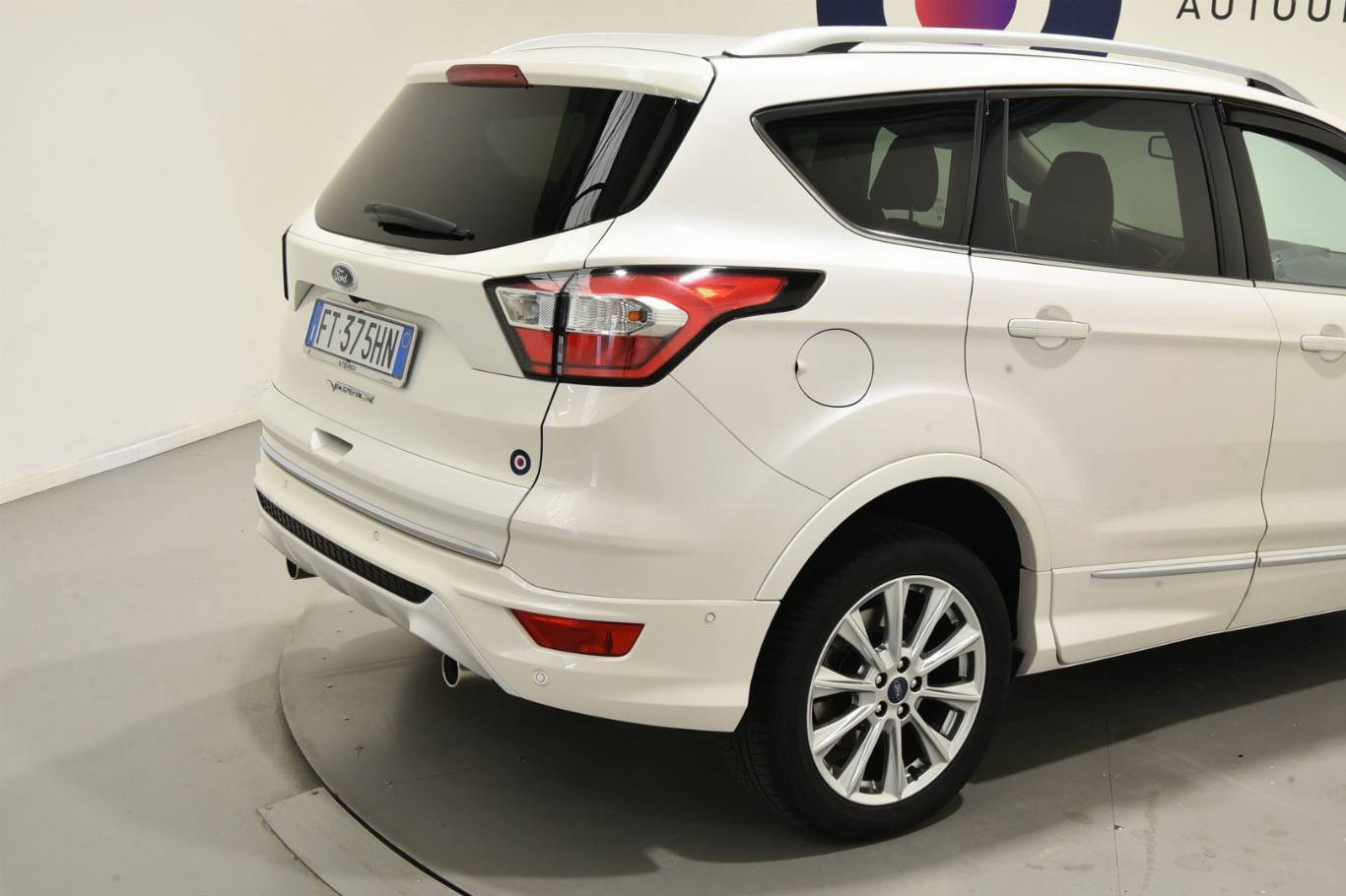 FORD Kuga 17