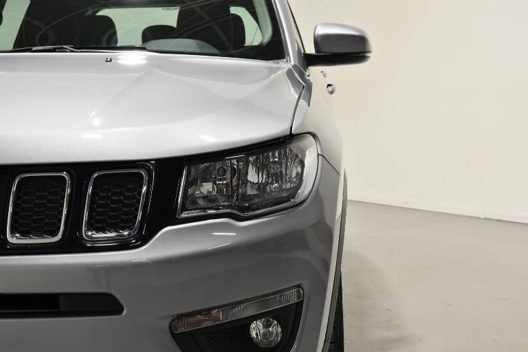 JEEP Compass 36