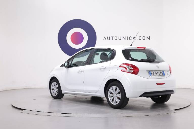 PEUGEOT 208 48