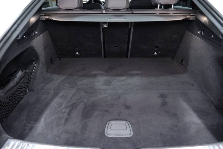 MERCEDES-BENZ GLC 200 77