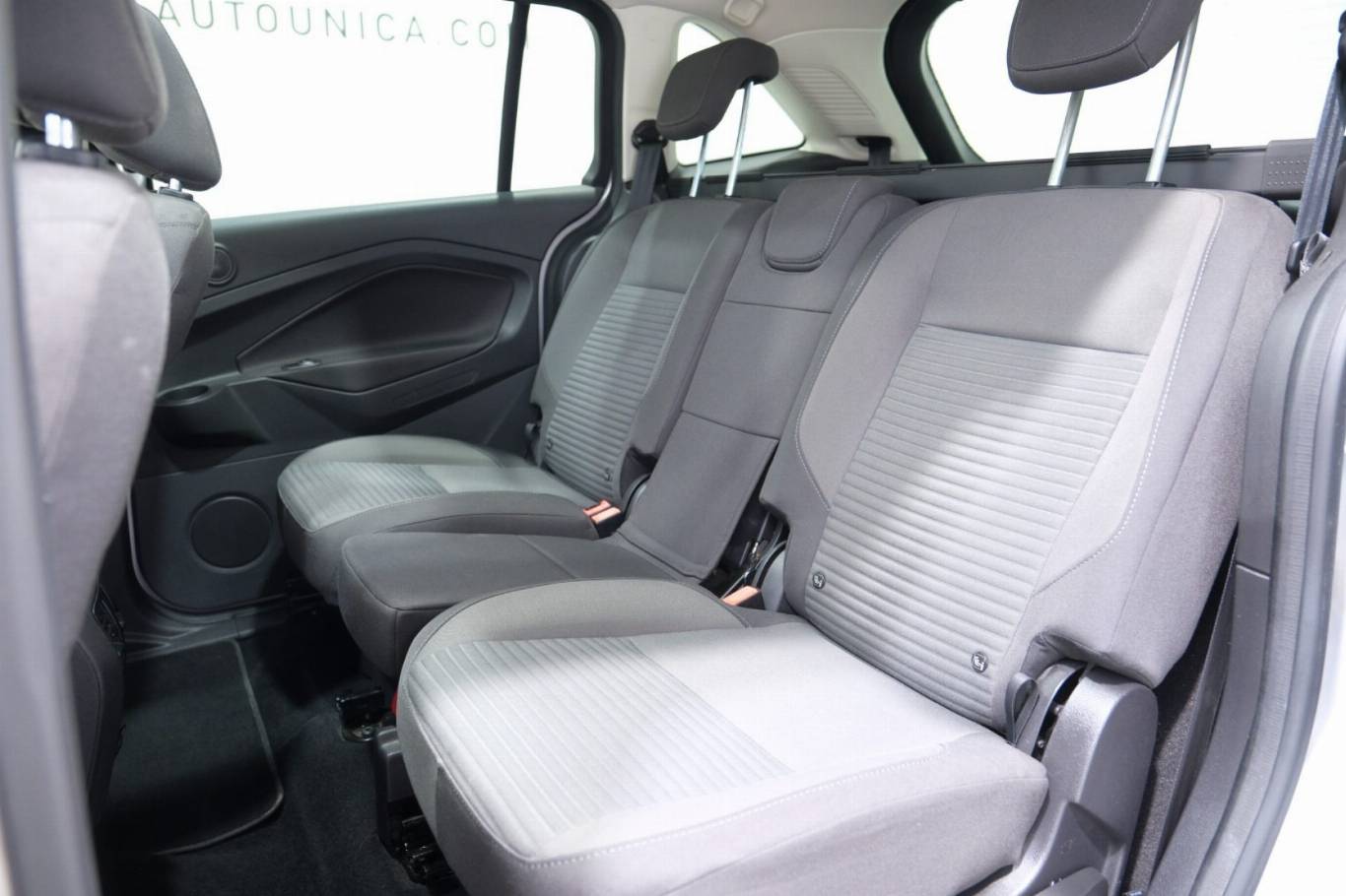 FORD C-Max 39