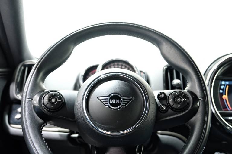 MINI Countryman 7