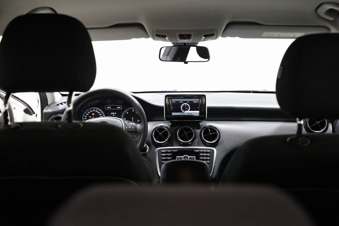 MERCEDES-BENZ A 180 56