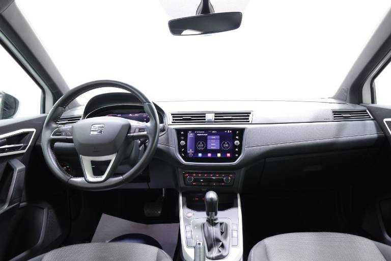 SEAT Arona 9