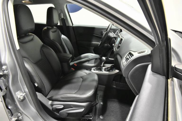 JEEP Compass 20