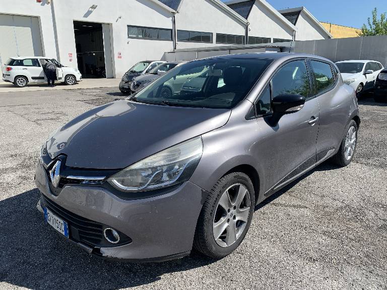 RENAULT Clio 4ª serie 1