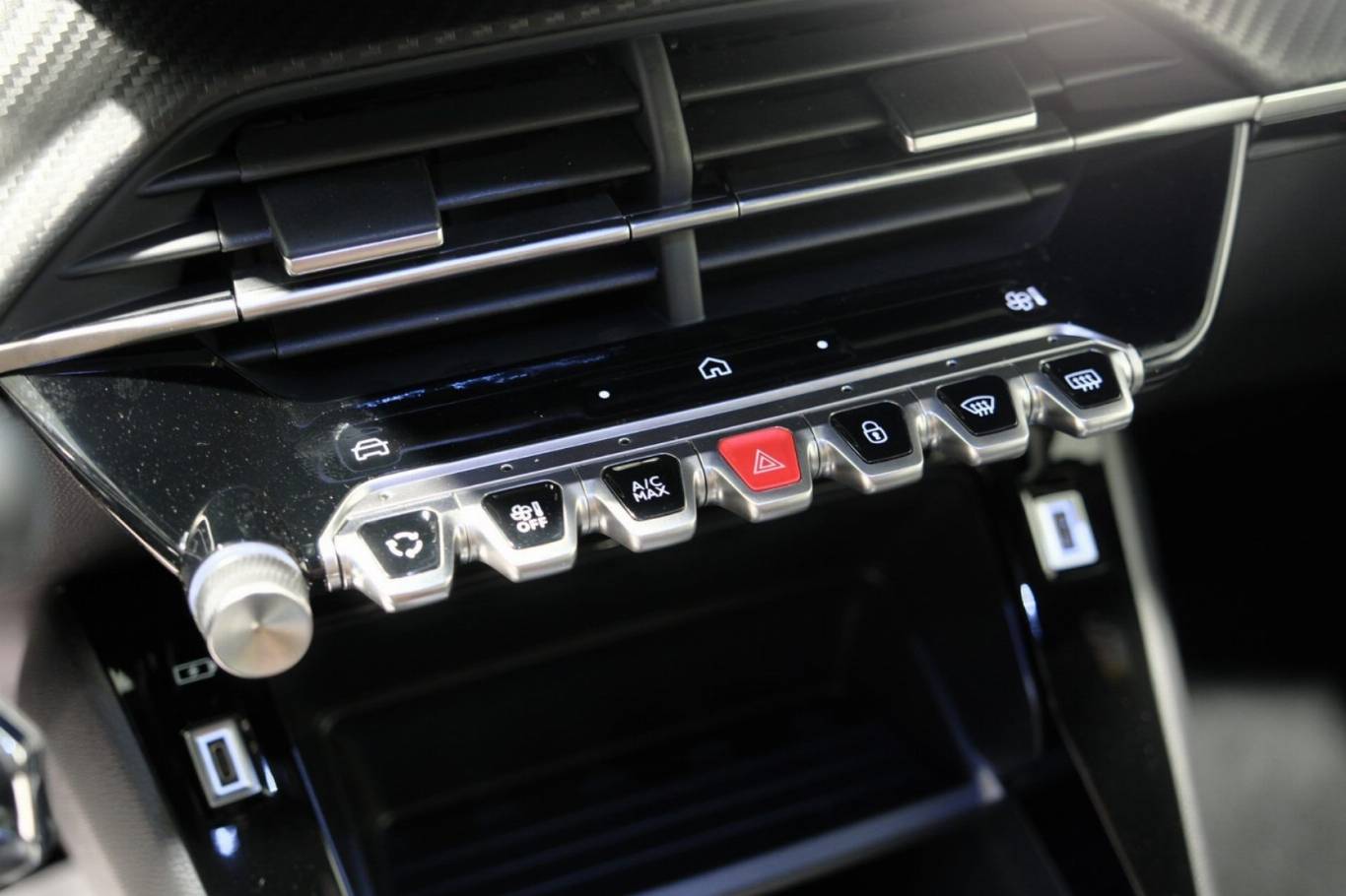 PEUGEOT 2008 25