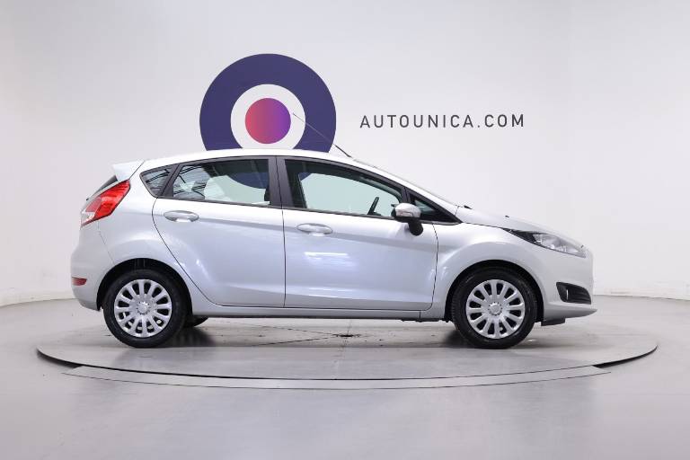 FORD Fiesta 4