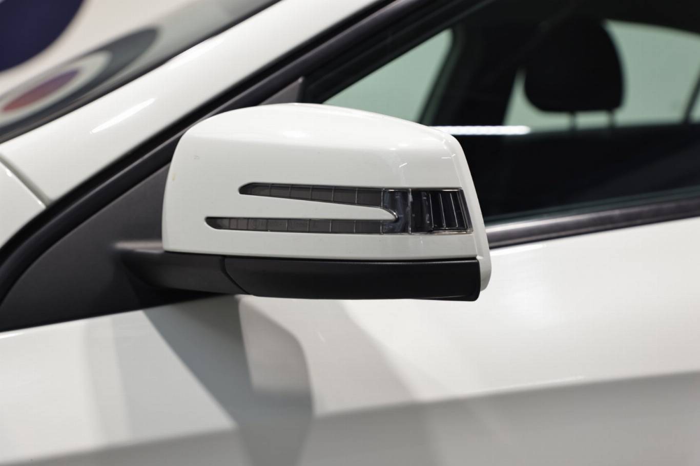 MERCEDES-BENZ A 180 46