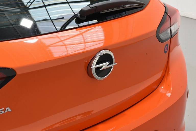 OPEL Corsa 46