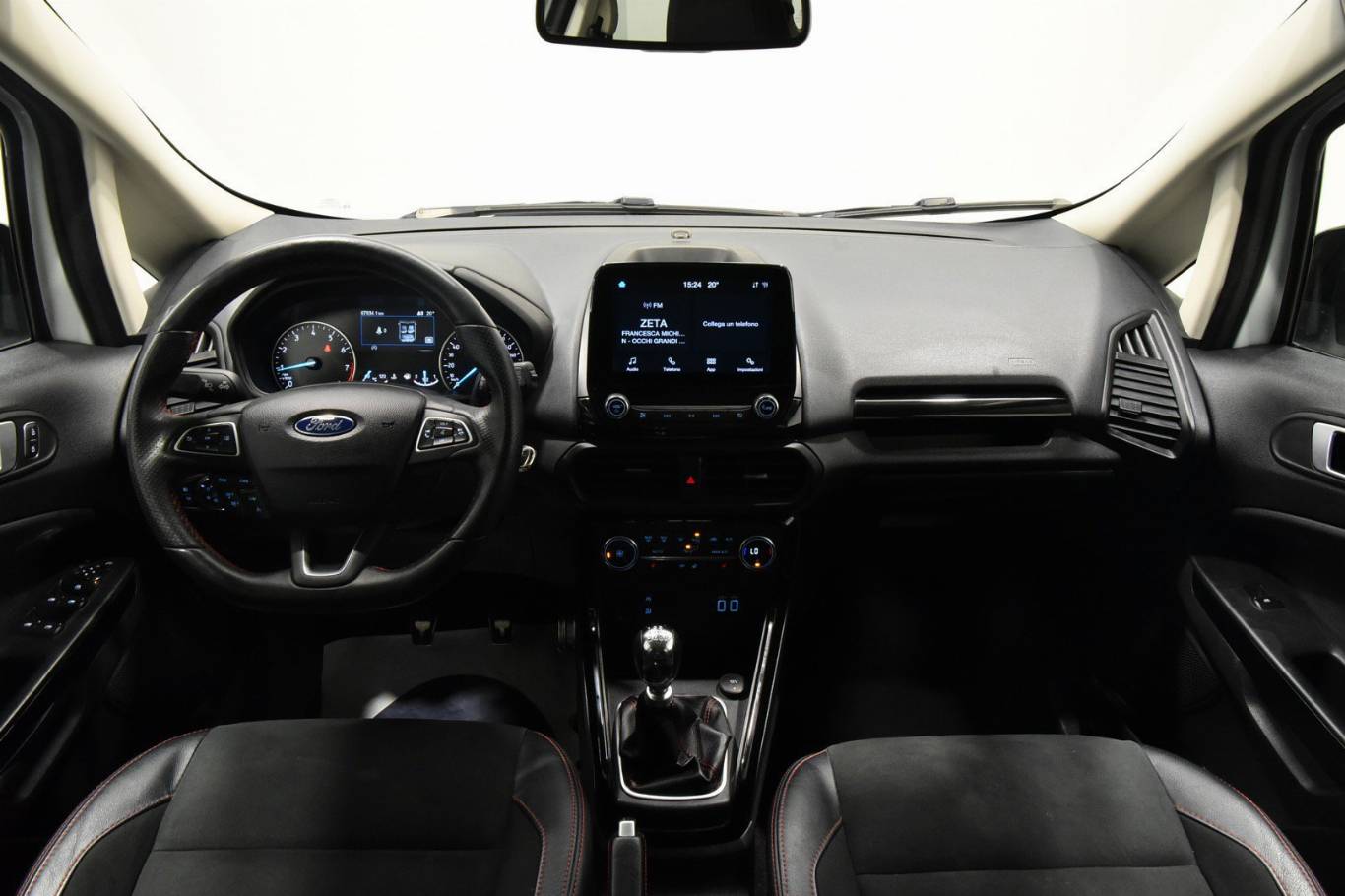 FORD EcoSport 24