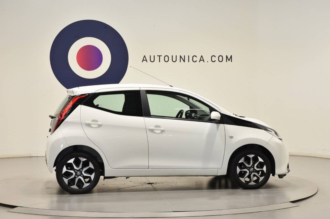 TOYOTA Aygo 15