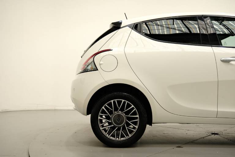 LANCIA Ypsilon 45