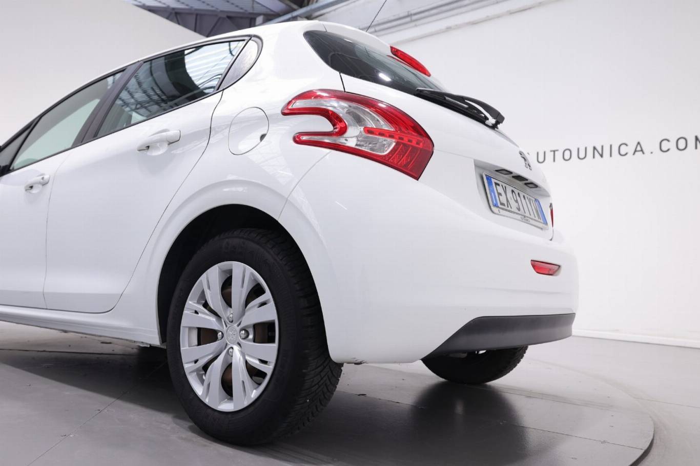PEUGEOT 208 34