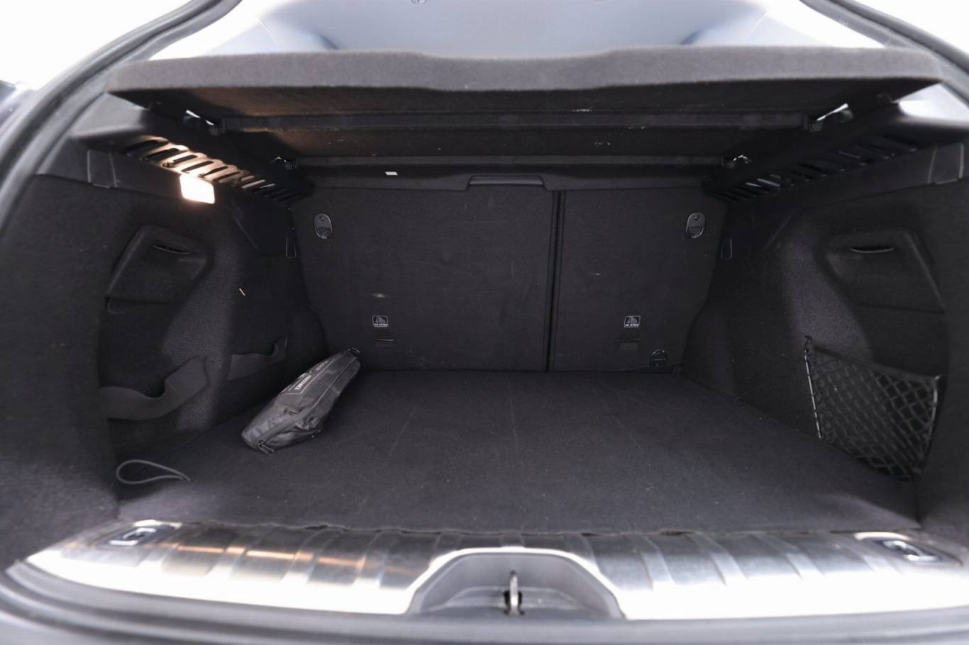 PEUGEOT 2008 48
