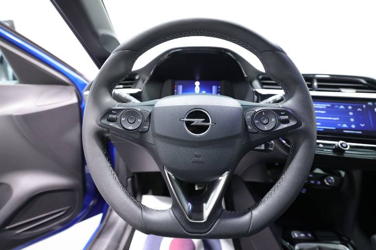 OPEL Corsa 16