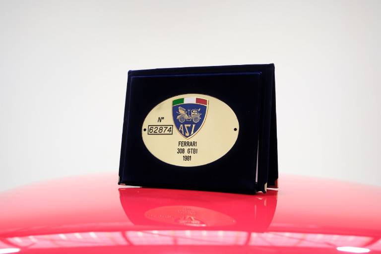FERRARI 308 69