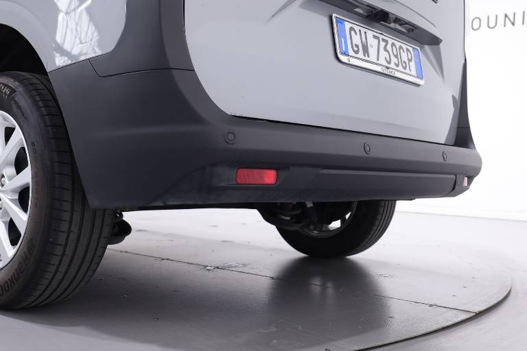 FORD Tourneo Courier 44