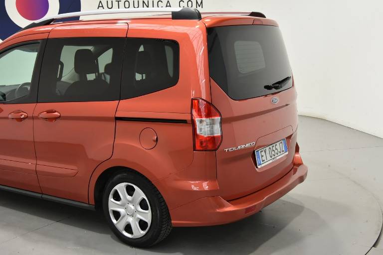 FORD Tourneo Courier 35