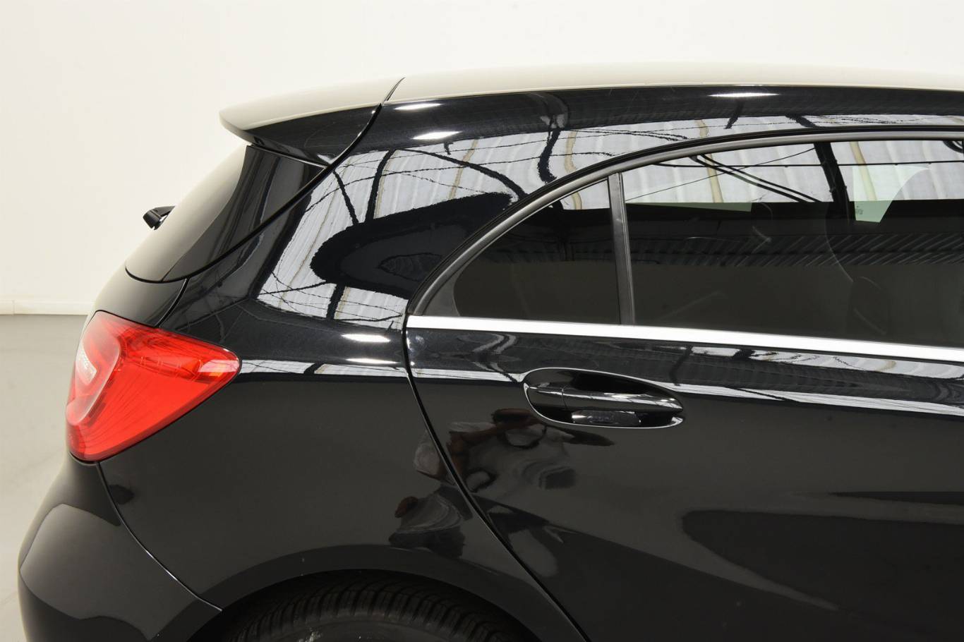 MERCEDES-BENZ A 180 47