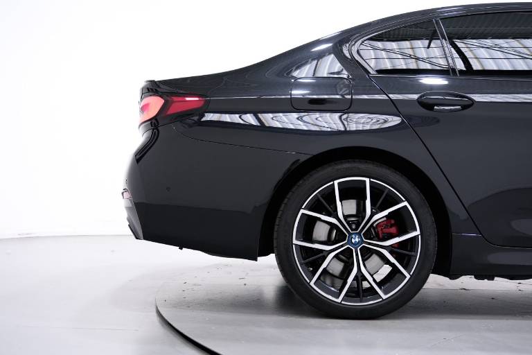 BMW 530 52