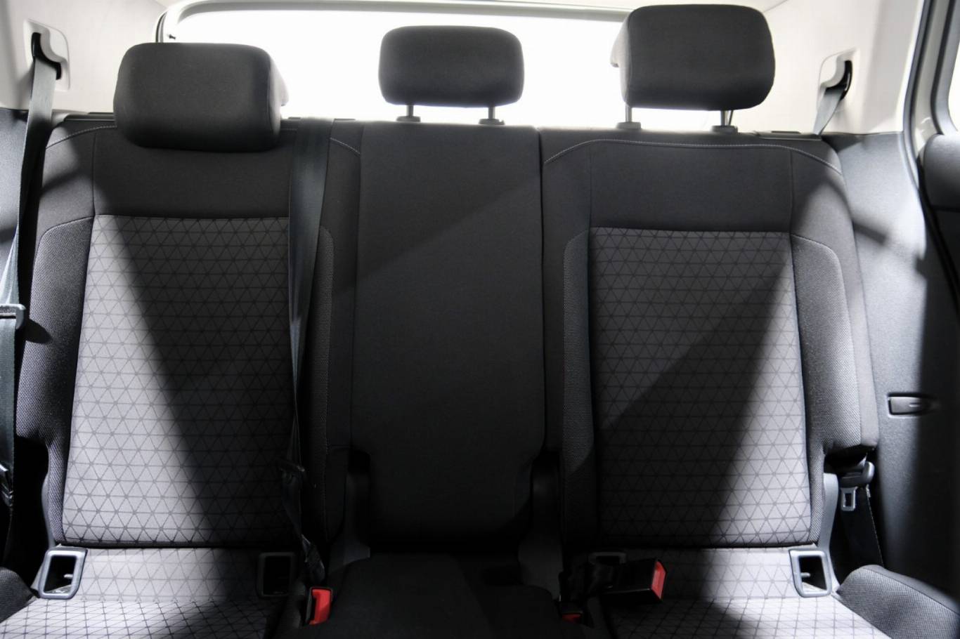 VOLKSWAGEN T-Cross 32