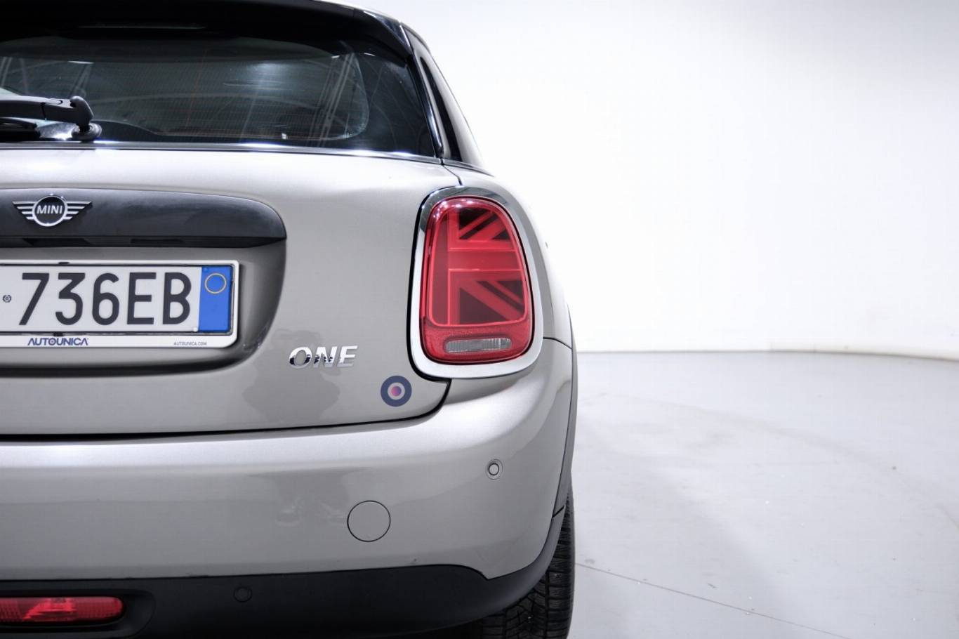 MINI One 49
