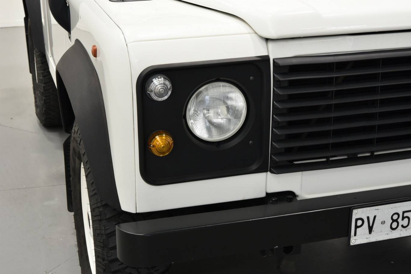 LAND ROVER Defender 47