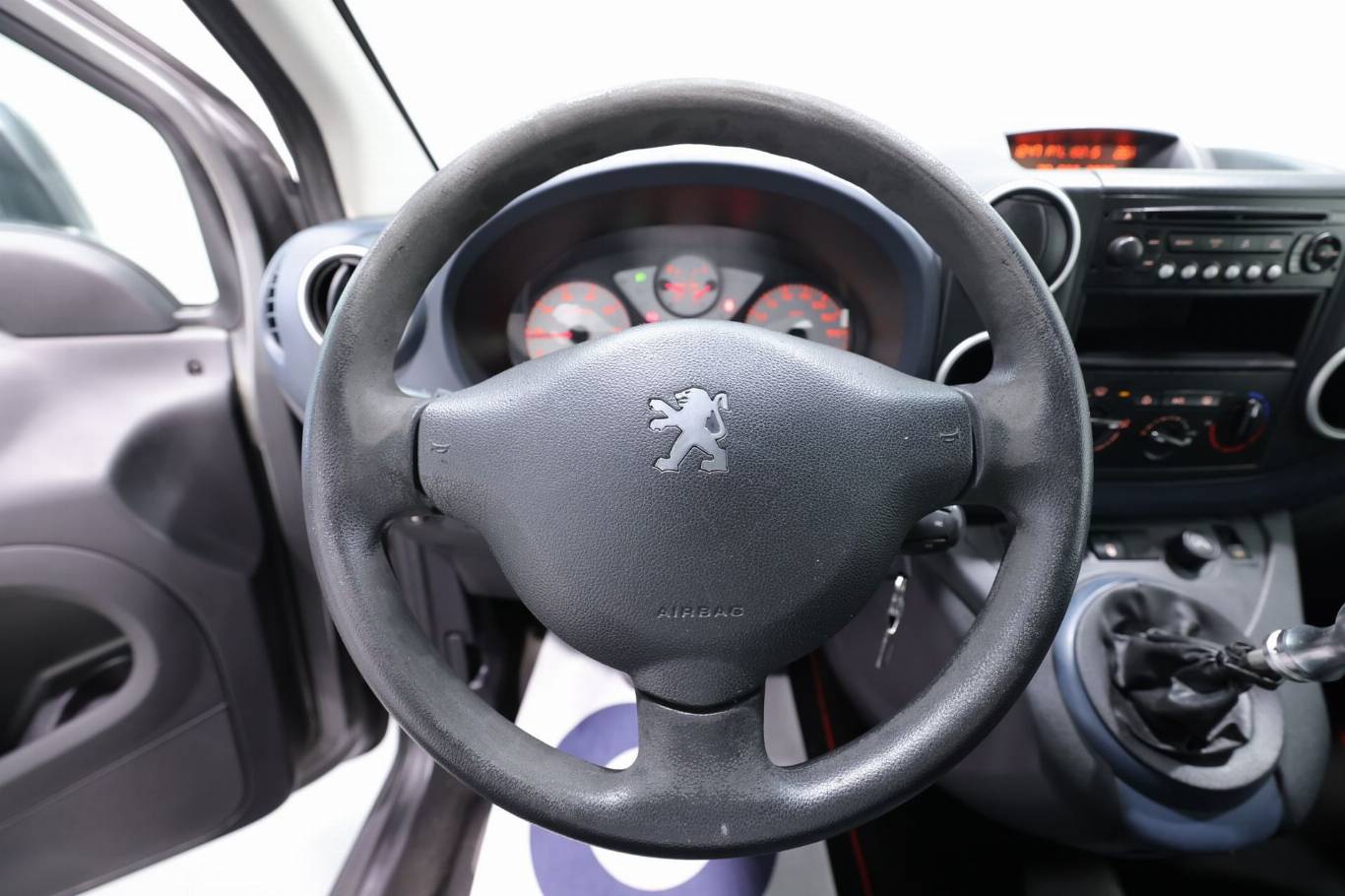 PEUGEOT Partner 7
