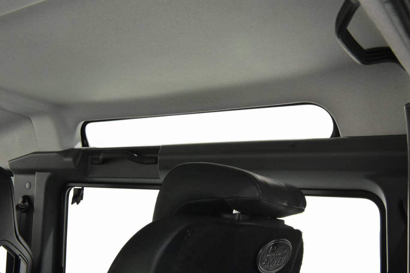 LAND ROVER Defender 69