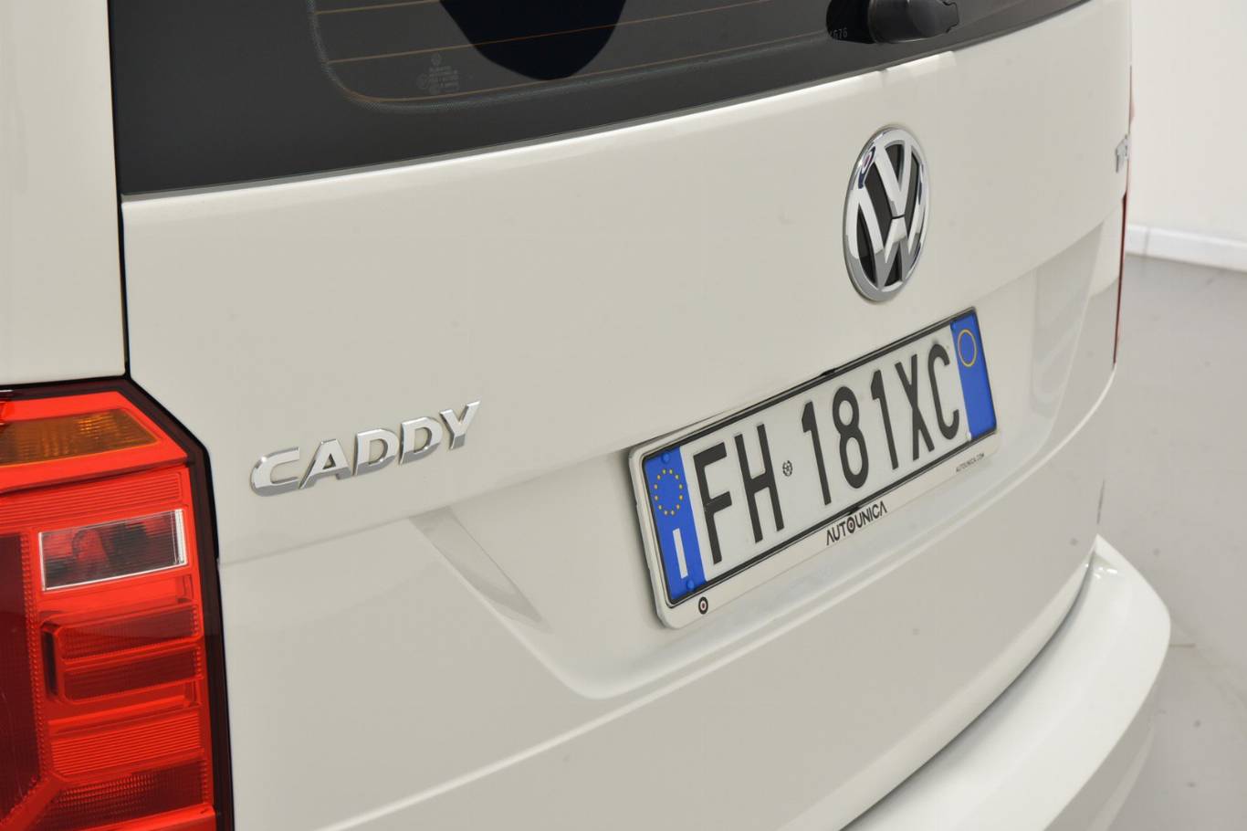 VOLKSWAGEN Caddy 45