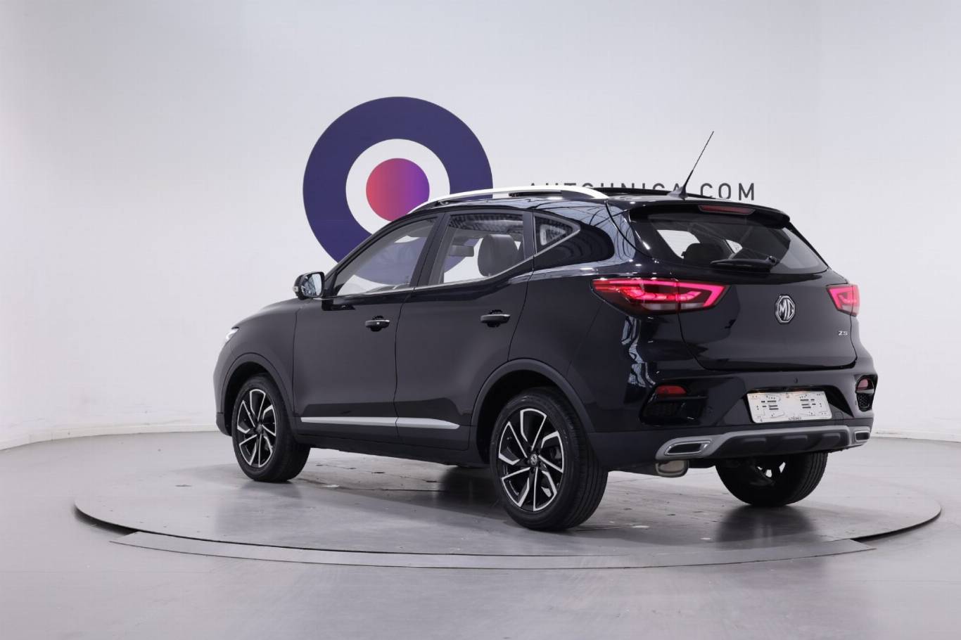 MG ZS 16