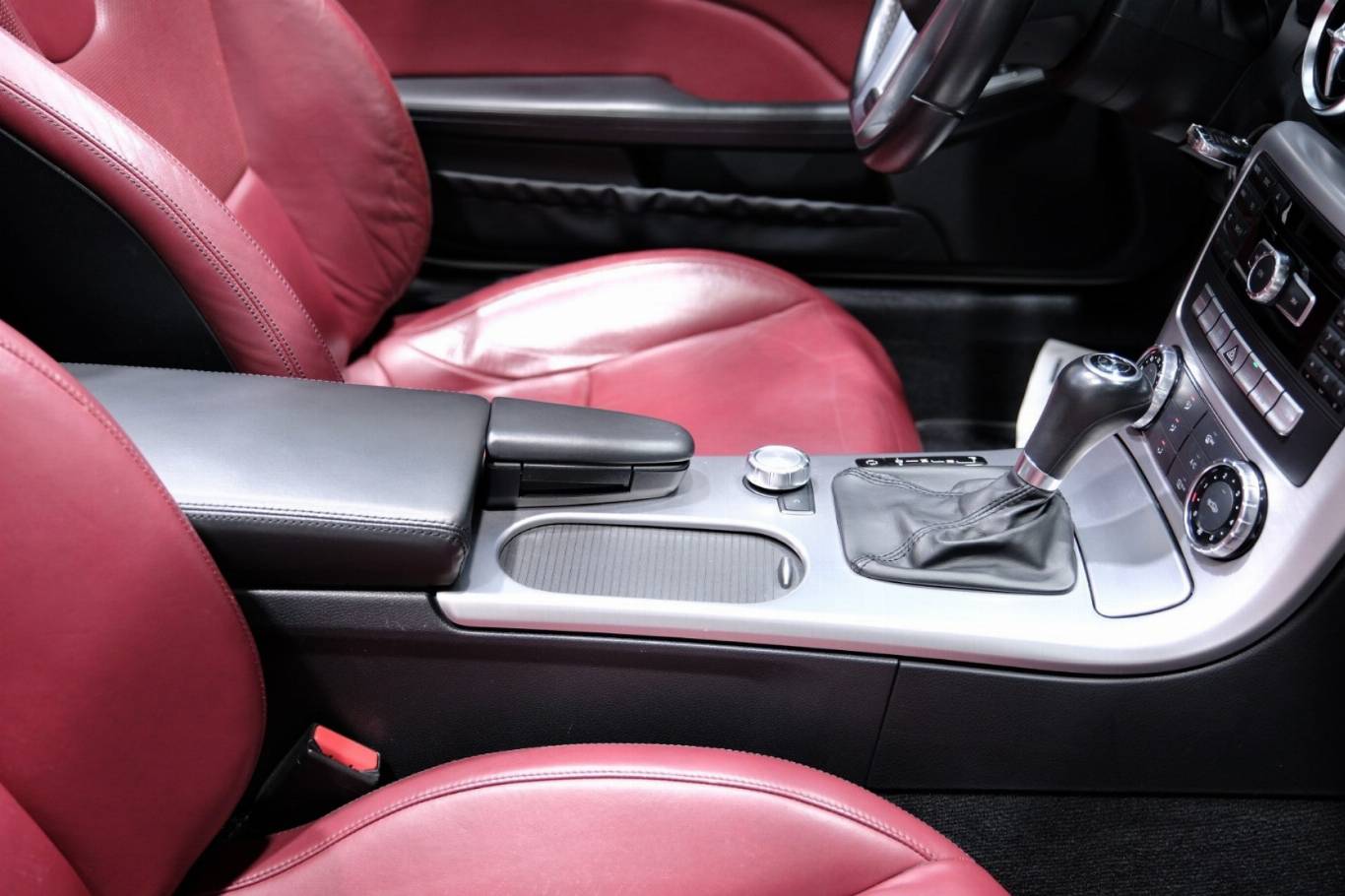 MERCEDES-BENZ SLK 200 53