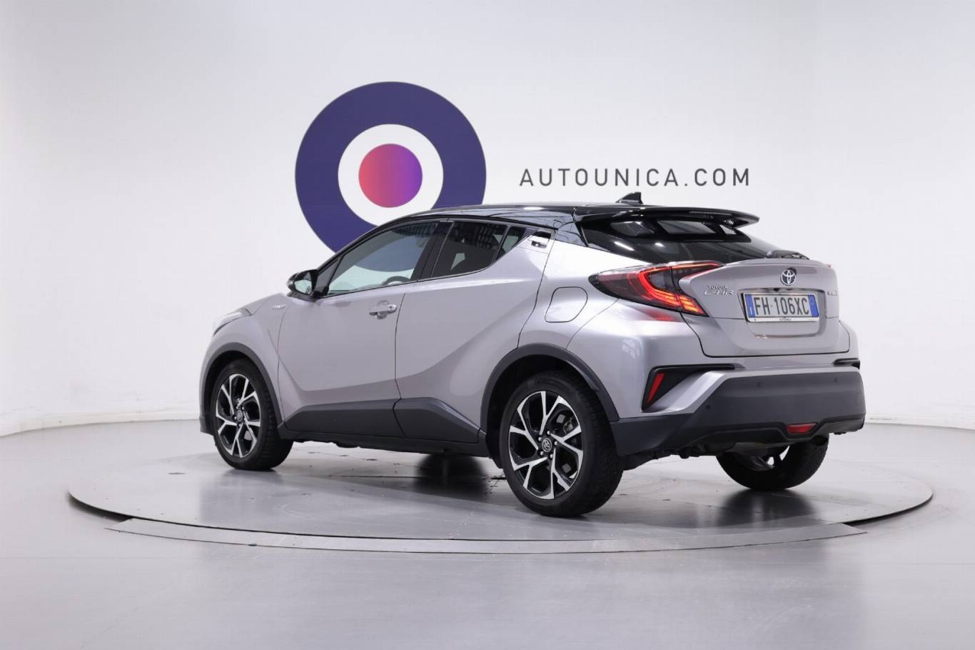 TOYOTA C-HR 17