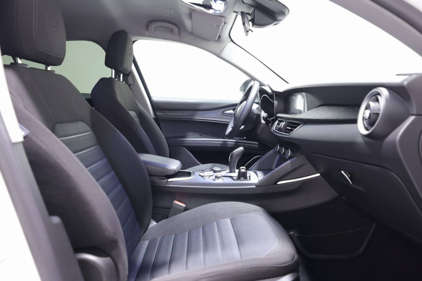 ALFA ROMEO Stelvio 53