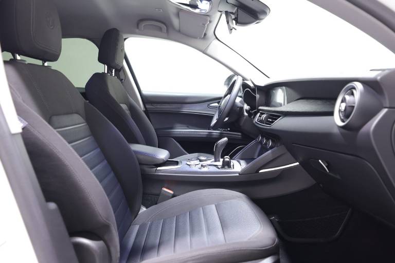 ALFA ROMEO Stelvio 53