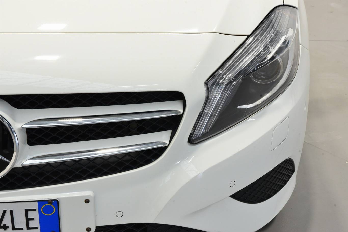 MERCEDES-BENZ A 180 15