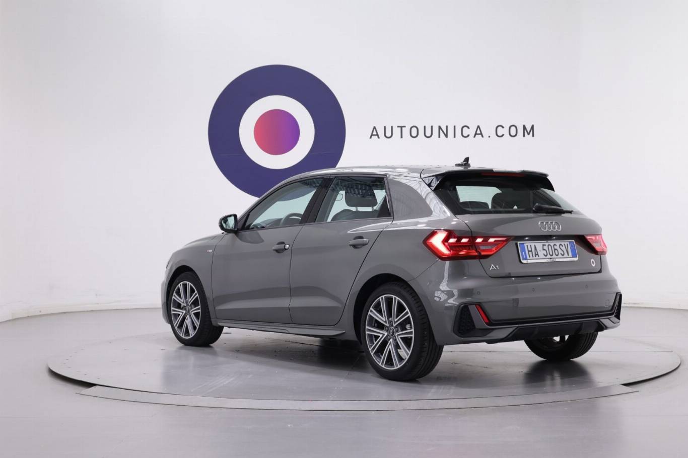 AUDI A1 16