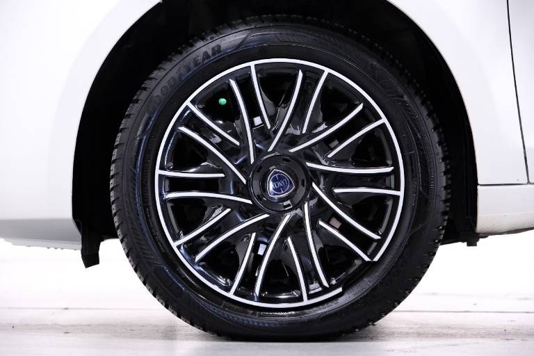 LANCIA Ypsilon 12