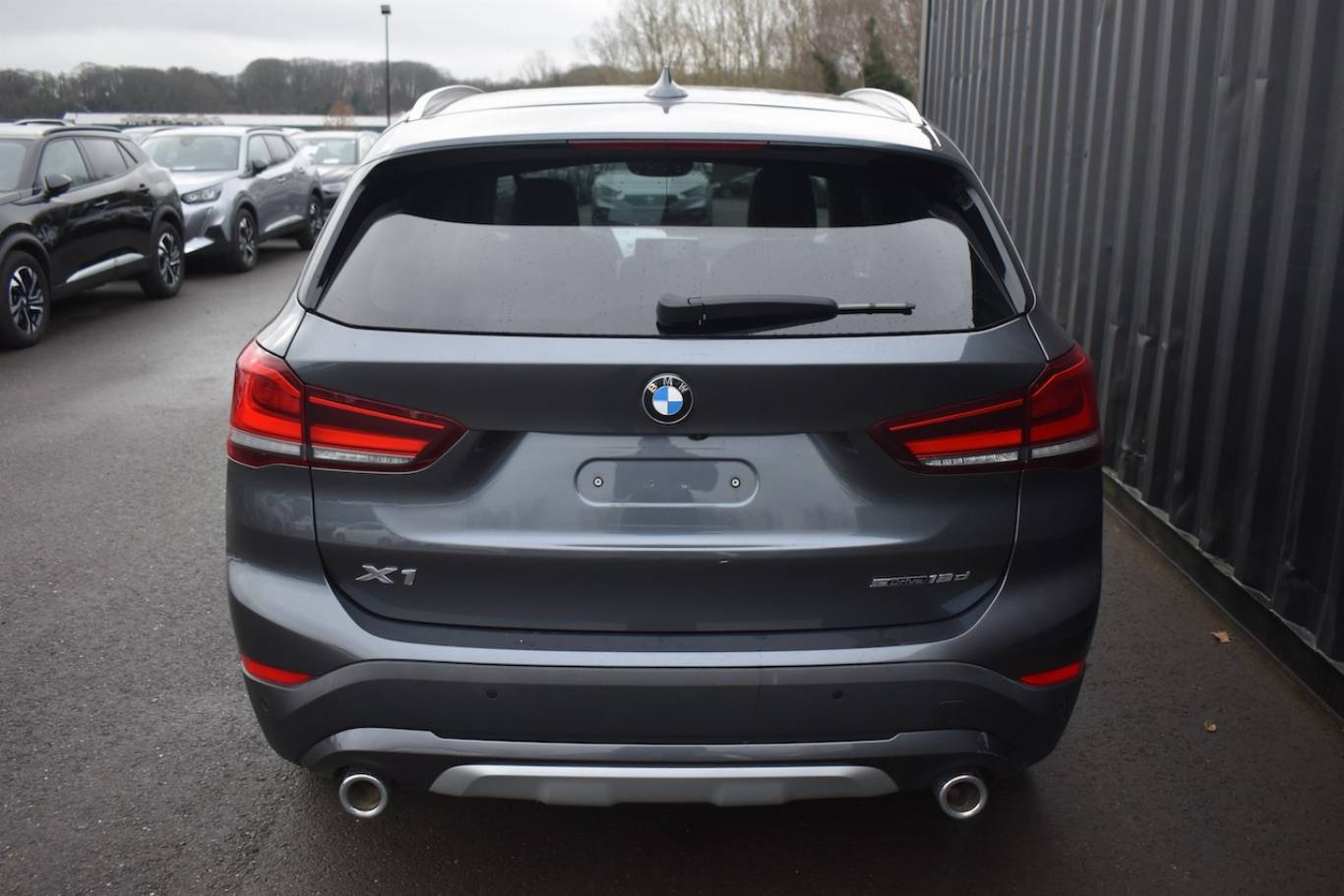 BMW X1 6