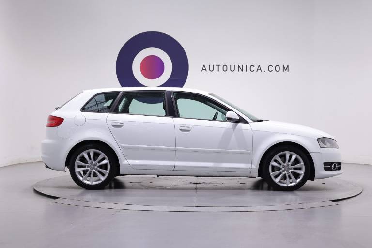 AUDI A3 4