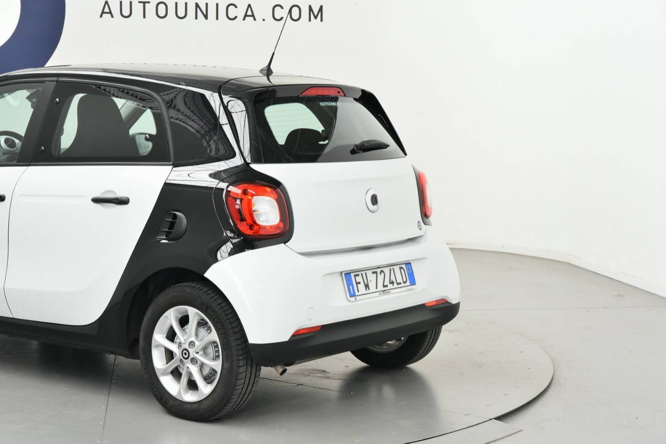 SMART ForFour 28