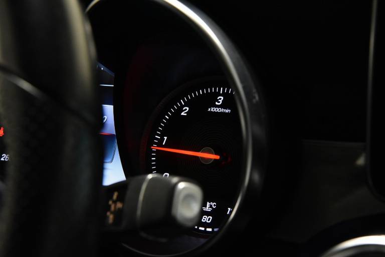 MERCEDES-BENZ GLC 220 33