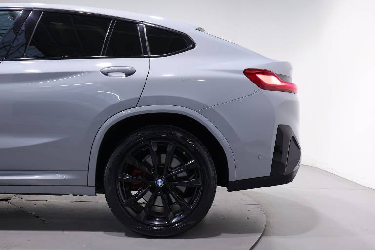 BMW X4 51